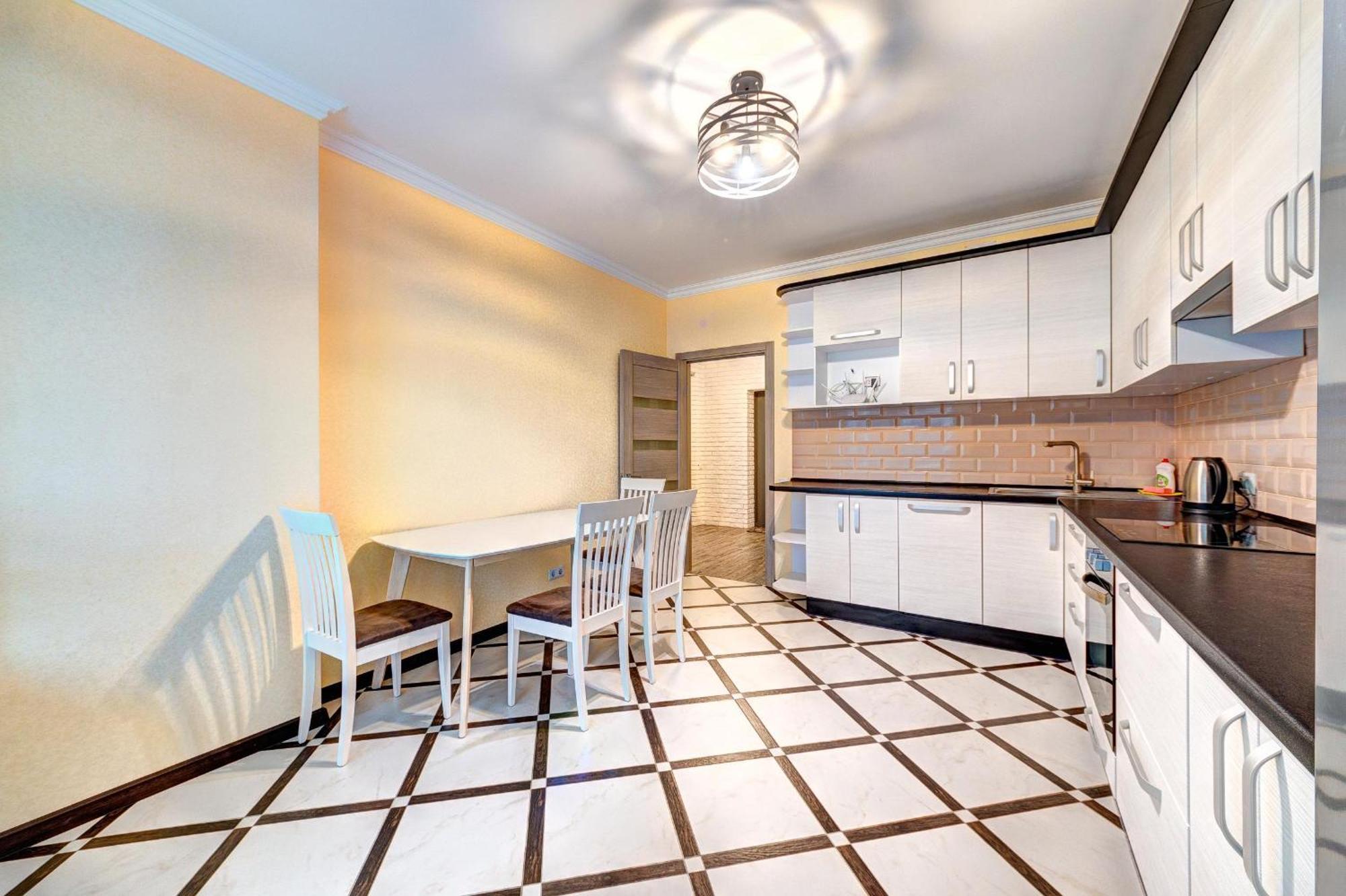 Apartment Voskresenska 18 Kyiv Værelse billede