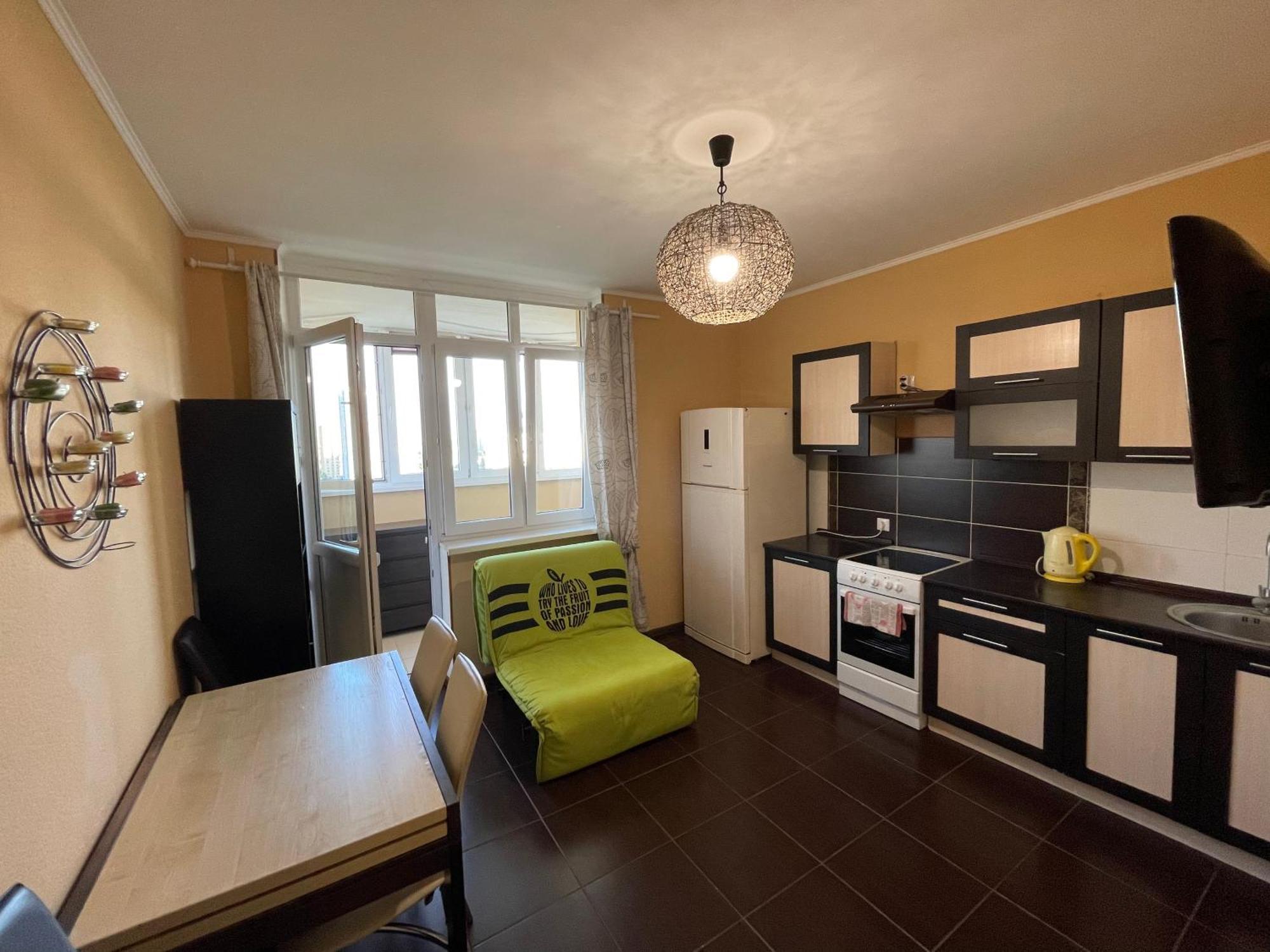 Apartment Voskresenska 18 Kyiv Værelse billede