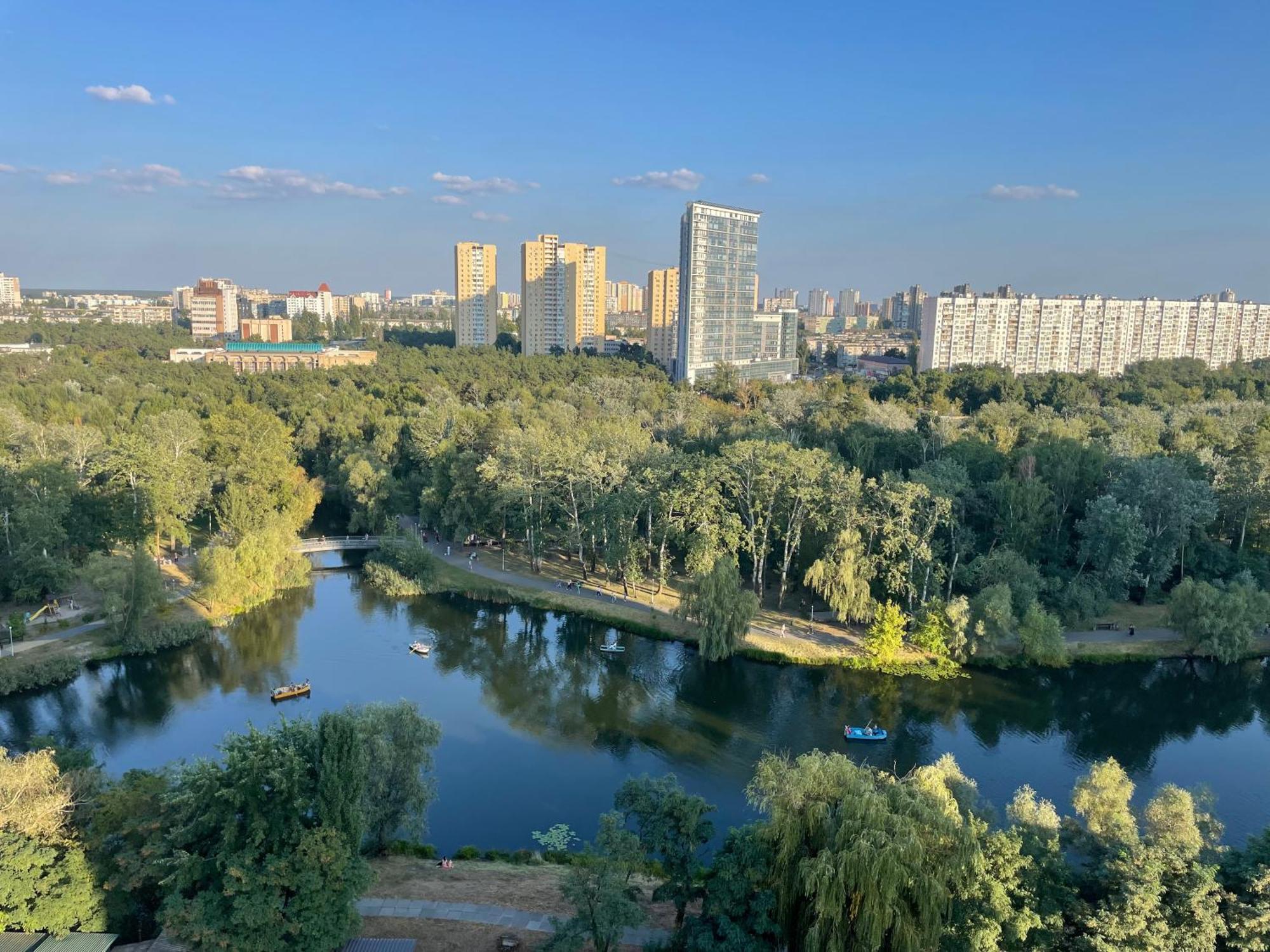 Apartment Voskresenska 18 Kyiv Værelse billede