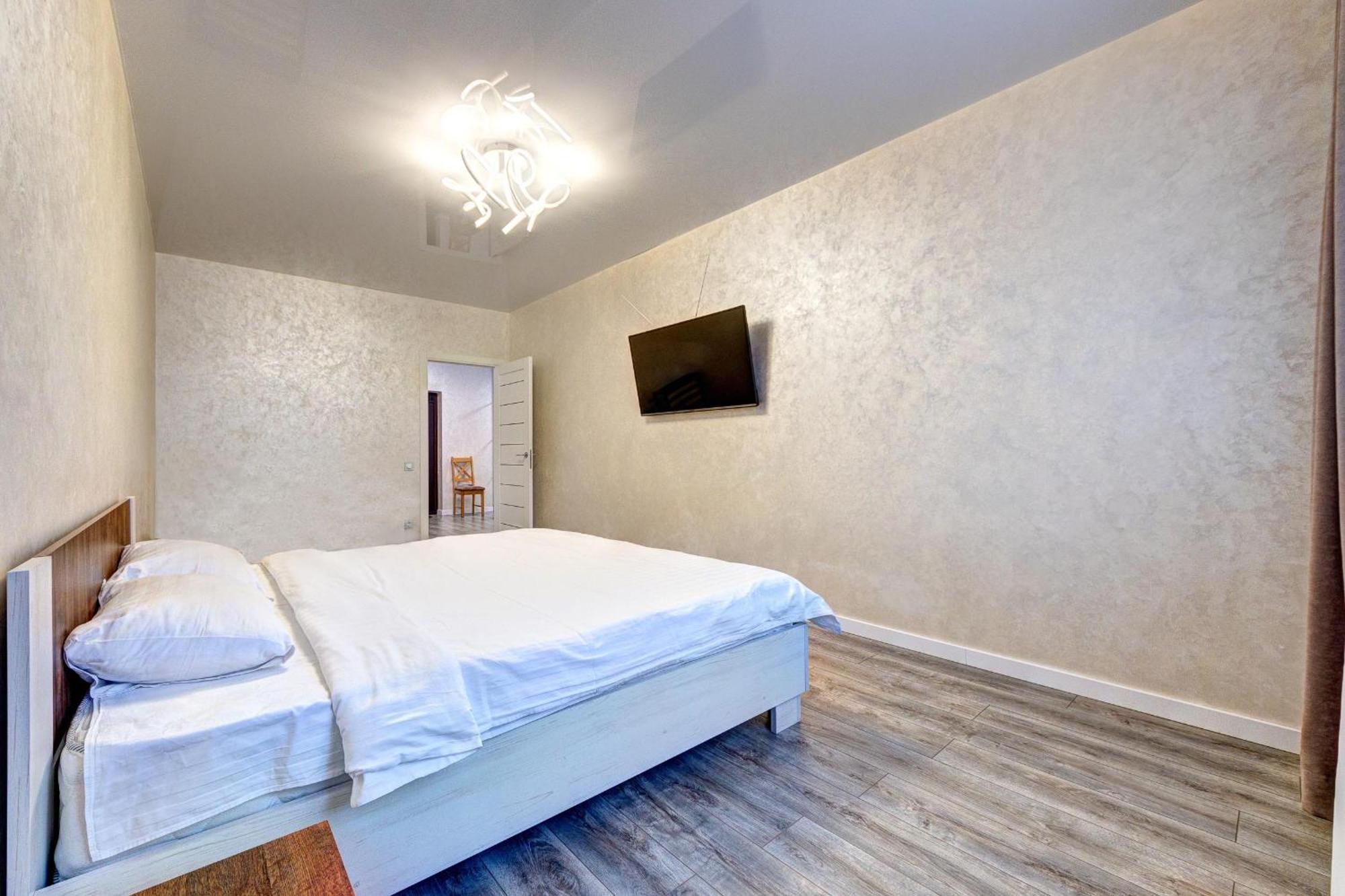 Apartment Voskresenska 18 Kyiv Værelse billede